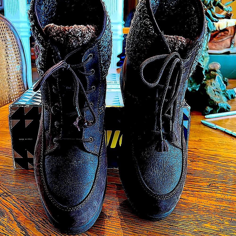 Fabulous Tecnica NEWInBox.Italy.DarkBrownSuede&Shearling.Sicilian/Moorish Design - Picture 9 of 15